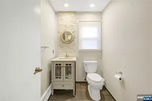 99 Lambert Pl, Paramus, NJ 07652 - Photo 15