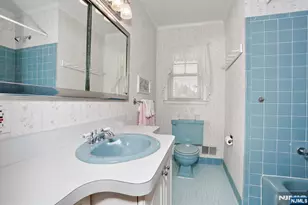 222 Merritt Dr, Oradell, NJ 07649 - Photo 31