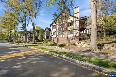 3711 Mark Twain Way, Mahwah, NJ 07430 - Photo 29