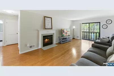 3711 Mark Twain Way, Mahwah, NJ 07430 - Photo 5