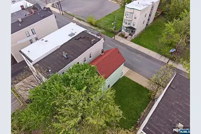 580 Hunterdon Street, Newark, NJ 07108 - Photo 21