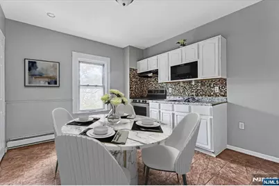 580 Hunterdon Street, Newark, NJ 07108 - Photo 3