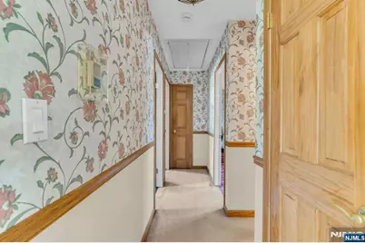 307 Santa Fe Trail, Hopatcong, NJ 07843 - Photo 15