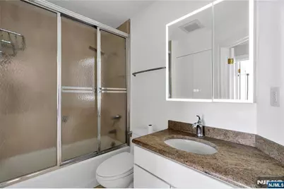 1512 Palisade Avenue 20H #20H, Fort Lee, NJ 07024 - Photo 11