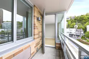 310 Hudson Park 310, Edgewater, NJ 07020 - Photo 15