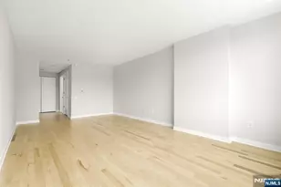 310 Hudson Park 310, Edgewater, NJ 07020 - Photo 17