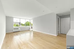 310 Hudson Park 310, Edgewater, NJ 07020 - Photo 11