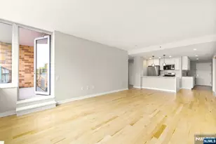 310 Hudson Park 310, Edgewater, NJ 07020 - Photo 13