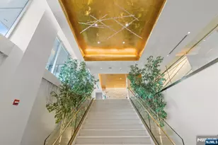 310 Hudson Park 310, Edgewater, NJ 07020 - Photo 3