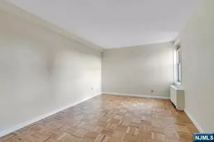 2000 Linwood Ave 7N, Fort Lee, NJ 07024 - Photo 9