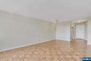 2000 Linwood Ave 7N, Fort Lee, NJ 07024 - Photo 5