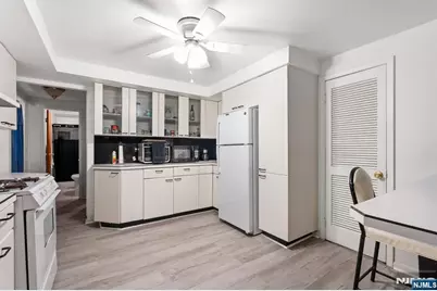2453 1st Street, Fort Lee, NJ 07024 - Photo 35