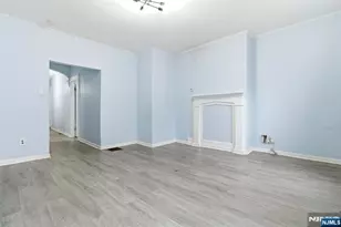31 Hillman St, Paterson, NJ 07522 - Photo 9