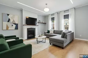 31 Hillman St, Paterson, NJ 07522 - Photo 3