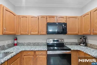 2 Richmond Road 306 #306, West Milford, NJ 07480 - Photo 23