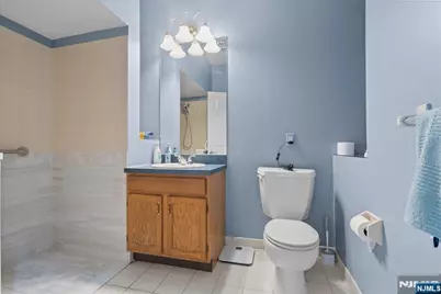 2 Richmond Road 306 #306, West Milford, NJ 07480 - Photo 11
