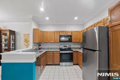 2 Richmond Road 306 #306, West Milford, NJ 07480 - Photo 21