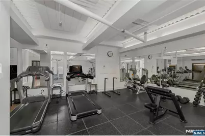 250 Gorge 21E #21E, Cliffside Park, NJ 07010 - Photo 47