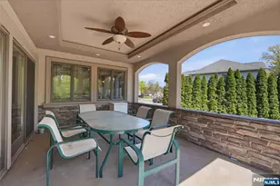 305 Blauvelt Ct, Paramus, NJ 07652 - Photo 43