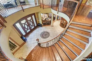 305 Blauvelt Ct, Paramus, NJ 07652 - Photo 7