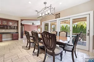 305 Blauvelt Ct, Paramus, NJ 07652 - Photo 21