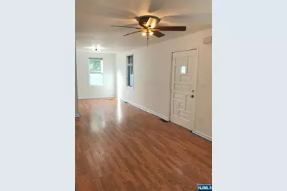 1 Cedar Lane, Paramus, NJ 07652 - Photo 3