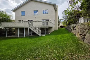 307 Center St, Englewood Cliffs, NJ 07632 - Photo 47