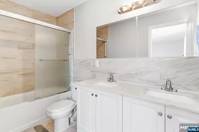 301 N 13th Street, Newark, NJ 07107 - Photo 13