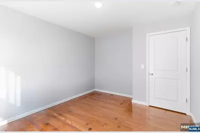 301 N 13th Street, Newark, NJ 07107 - Photo 7