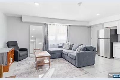 301 N 13th Street, Newark, NJ 07107 - Photo 15