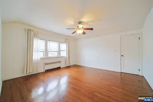 586 Hillside St, Ridgefield, NJ 07657 - Photo 35