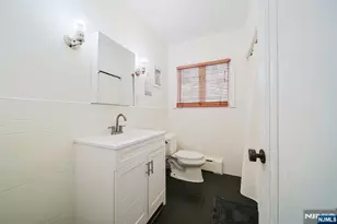 586 Hillside St, Ridgefield, NJ 07657 - Photo 29