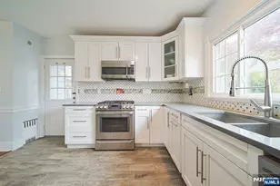 586 Hillside St, Ridgefield, NJ 07657 - Photo 25