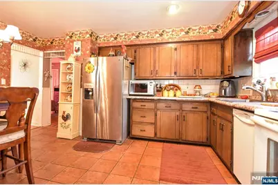 9 Thoma Avenue, Maywood, NJ 07607 - Photo 11