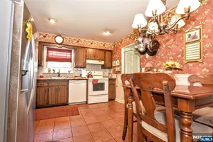 9 Thoma Ave, Maywood, NJ 07607 - Photo 9