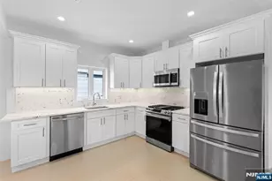 80 Union Pl, Ridgefield Park, NJ 07660 - Photo 17