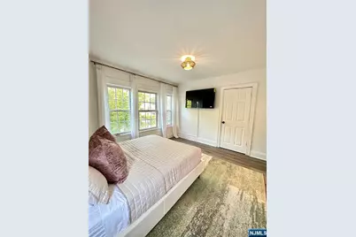 48 Maple Avenue 1 #1, Montclair, NJ 07042 - Photo 9