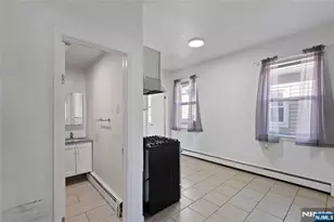 676 Chestnut 2, Kearny, NJ 07032 - Photo 11