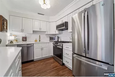 22 Eakens Court, Mahwah, NJ 07430 - Photo 11