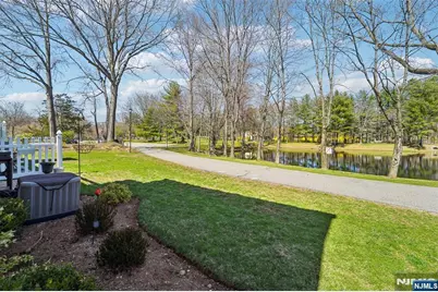 22 Eakens Court, Mahwah, NJ 07430 - Photo 25