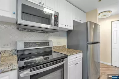 100 Old Palisade 3101 #3101, Fort Lee, NJ 07024 - Photo 13