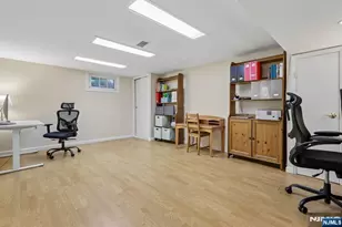 267 Pershing Ave, Ridgewood, NJ 07450 - Photo 21