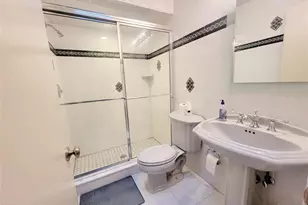 307 Center St, Englewood Cliffs, NJ 07632 - Photo 25