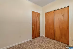 54 Gall Ave, Elmwood Park, NJ 07407 - Photo 17