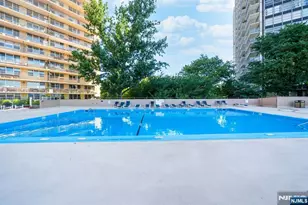 6040 Blvd East 23F, West New York, NJ 07093 - Photo 21