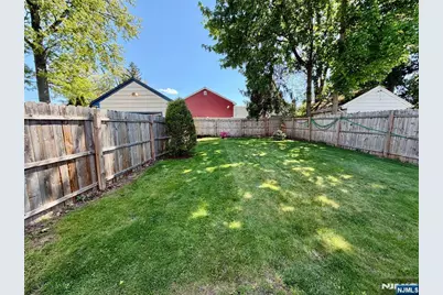 27 Roosevelt Avenue, Dumont, NJ 07628 - Photo 27