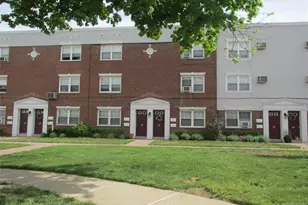 126 Hastings Ave A, Rutherford, NJ 07070 - Photo 1