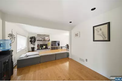 182 Pascack Avenue, Emerson, NJ 07630 - Photo 7