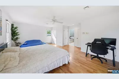 182 Pascack Avenue, Emerson, NJ 07630 - Photo 21