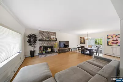 182 Pascack Avenue, Emerson, NJ 07630 - Photo 9